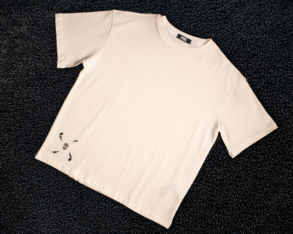 White round tee