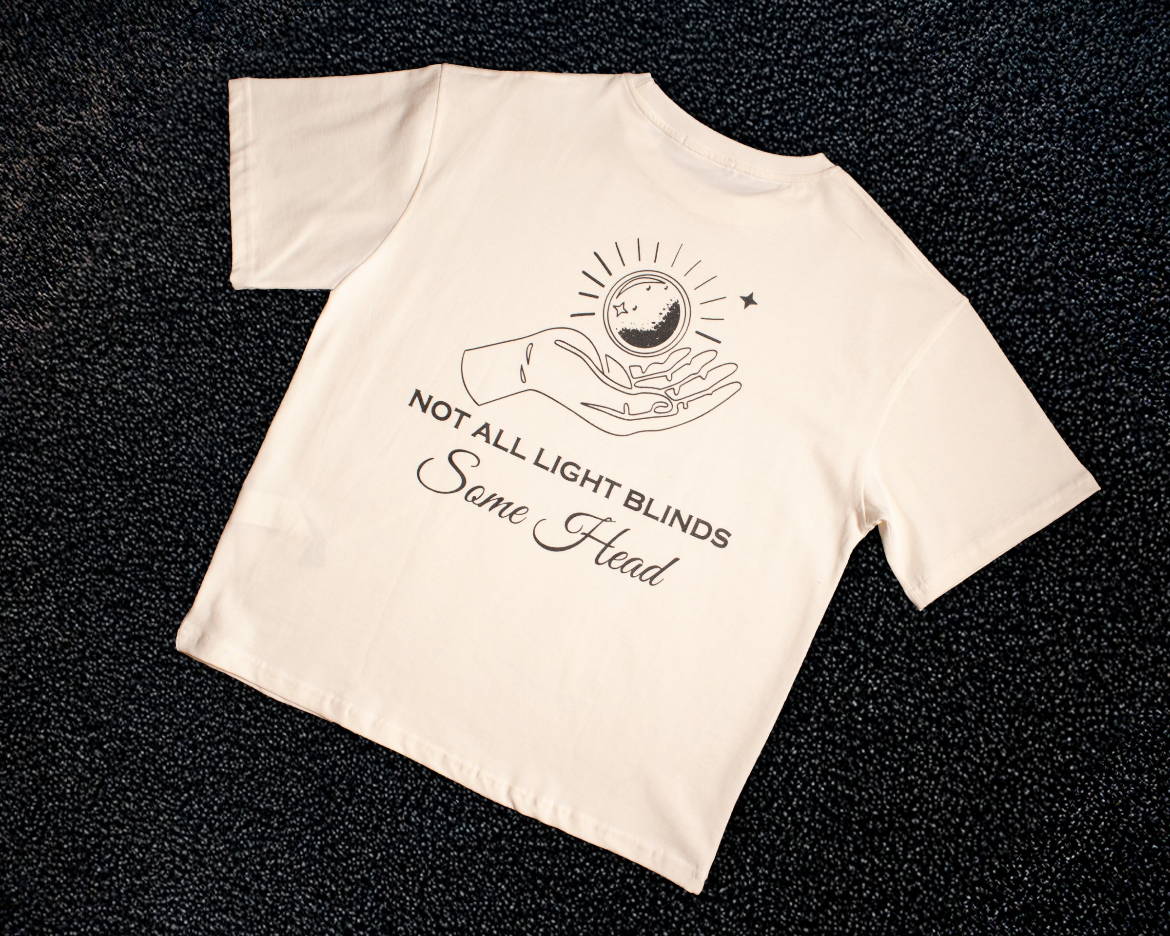 White round tee
